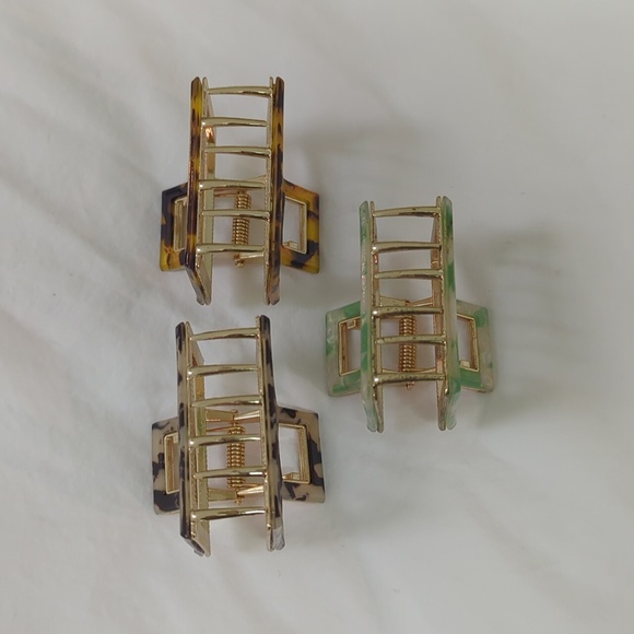 3 clips - Picture 2 of 4